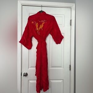 “Sliver Lake: Vintage Embroidered Dragon Robe size small”